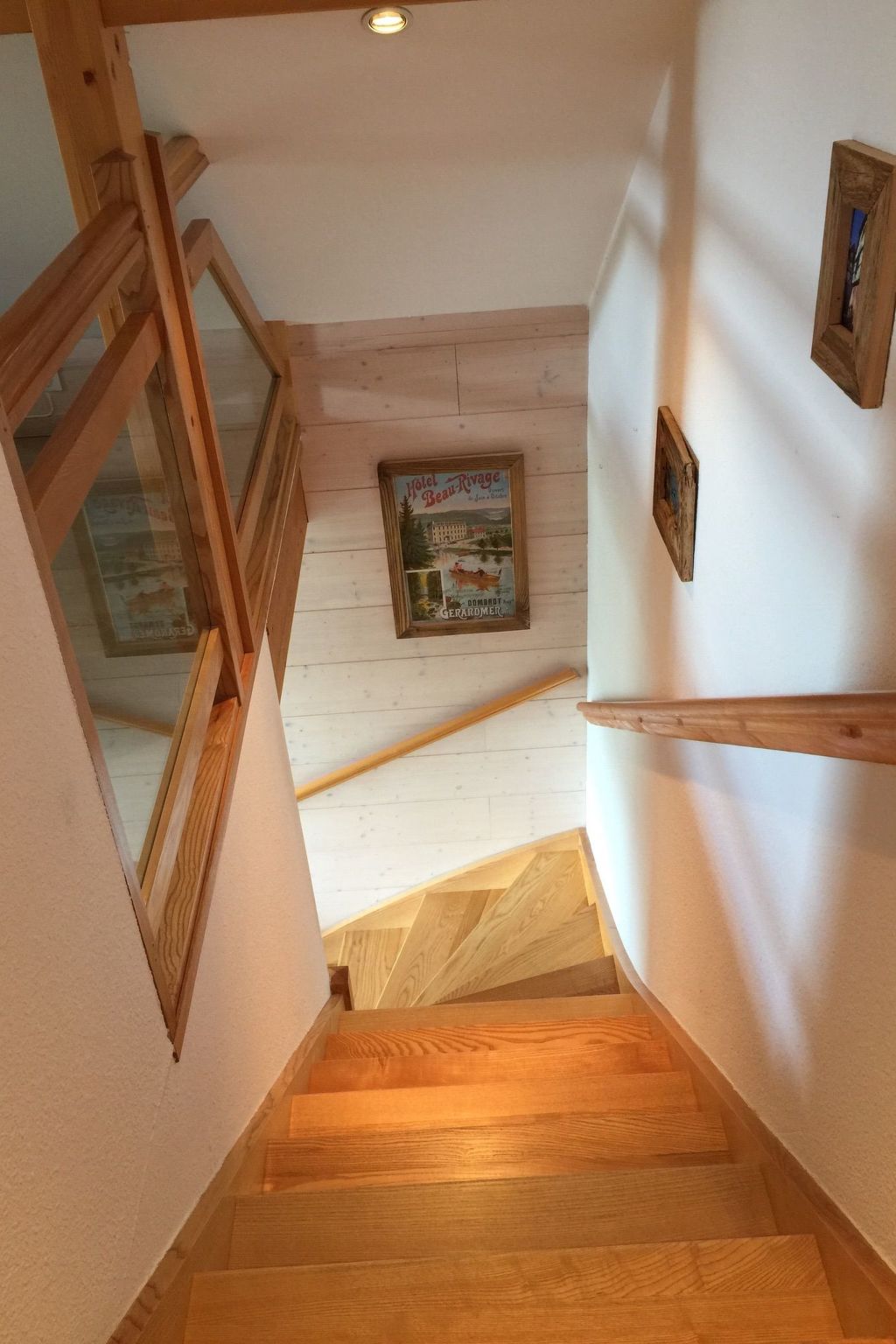 Chalet "Le Flocon Bleu" mit Blick auf das Wasser-Image-tags.info