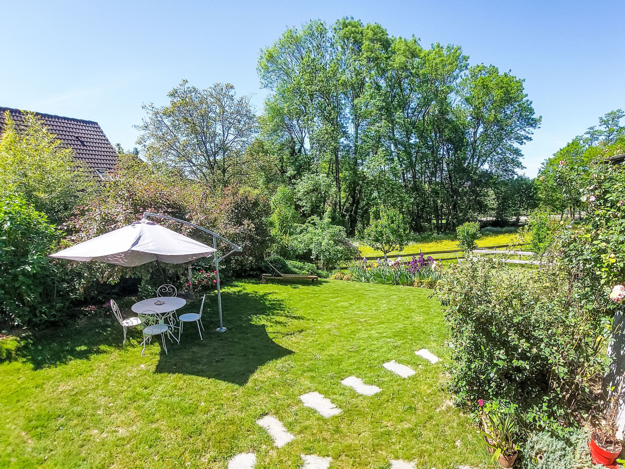 Wohnung "Terre d'Hélène" und Garten