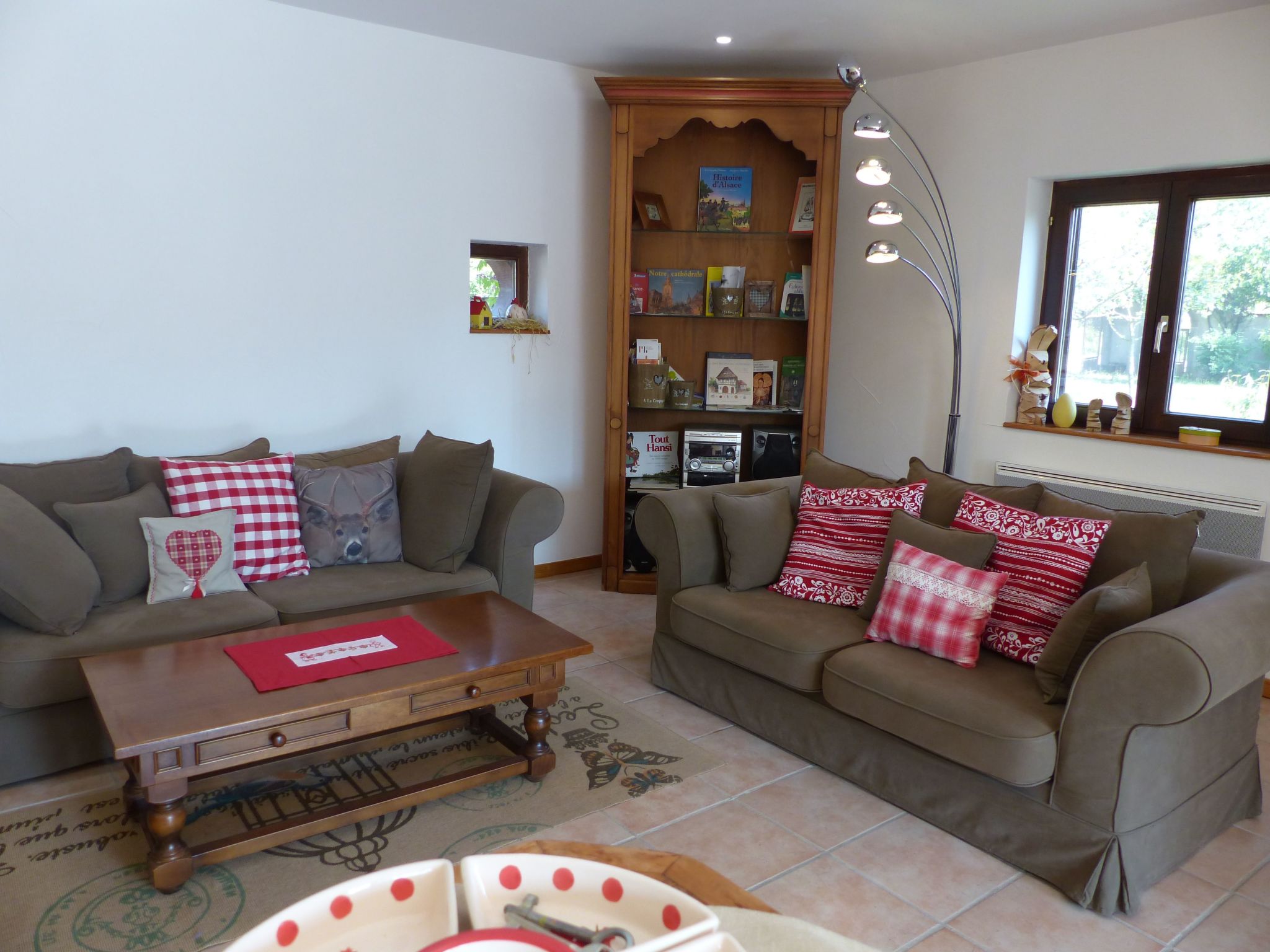 Domäne mit Terrasse, Grill und Garten-Drinnen