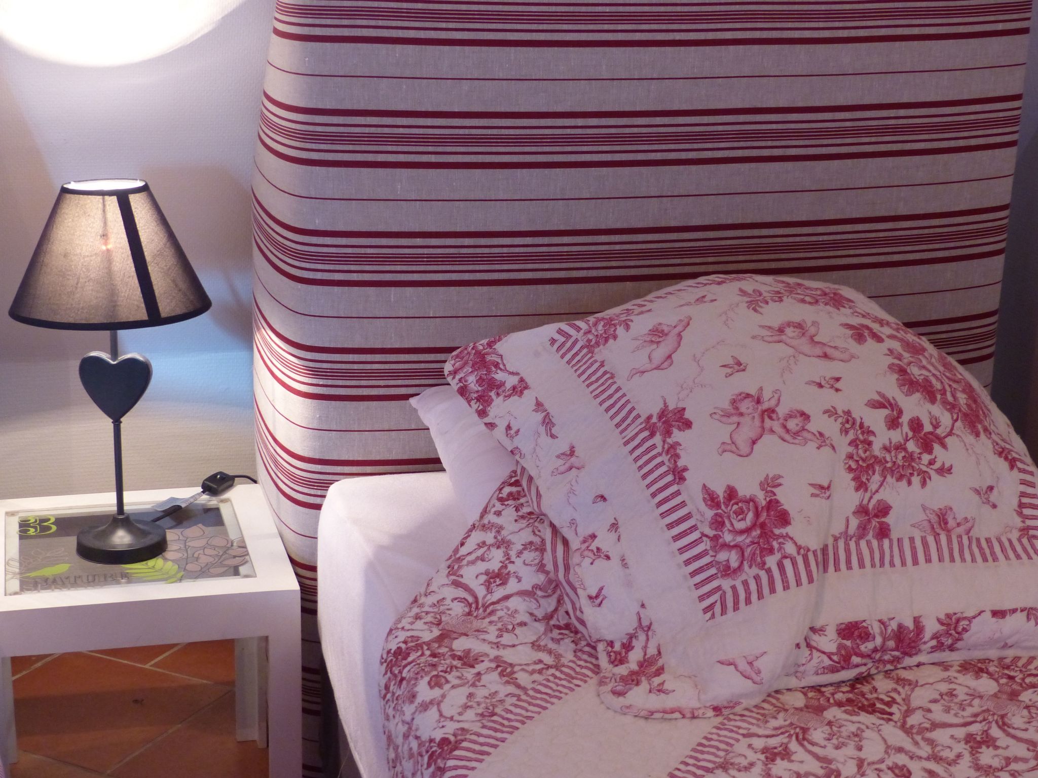 Domäne mit Terrasse, Grill und Garten-Drinnen