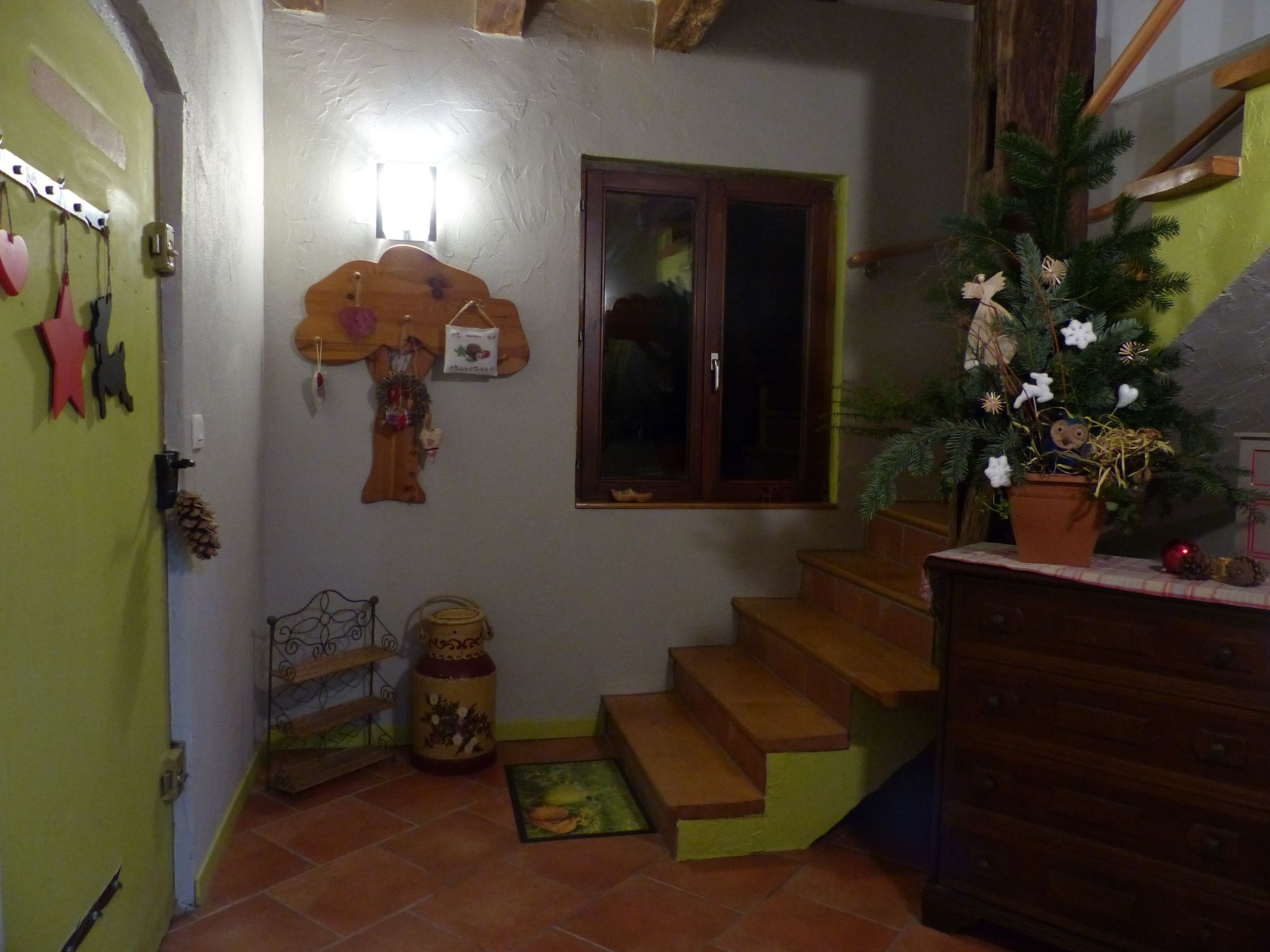 Domäne mit Terrasse, Grill und Garten-Drinnen