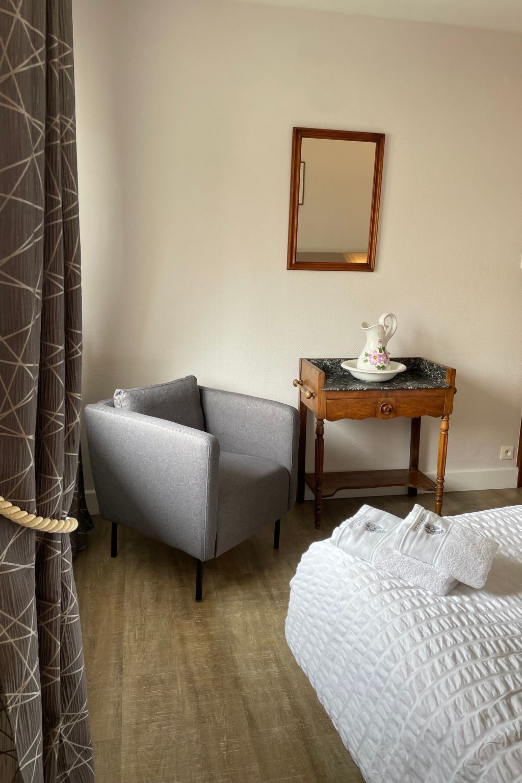 Große Ferienwohnung Gite mit Terrasse-Binnen