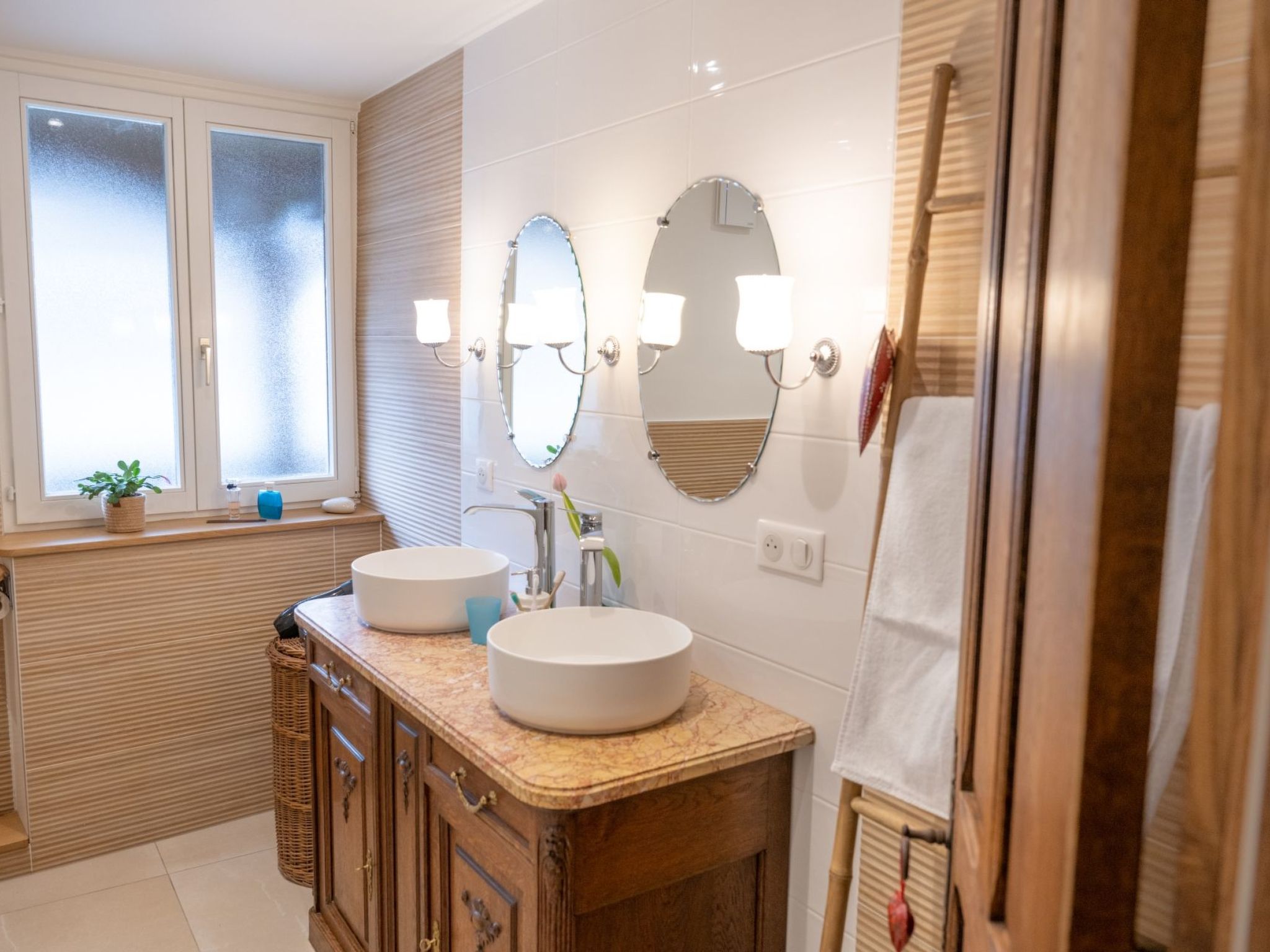 "Chez l'Alsacien"-Binnen