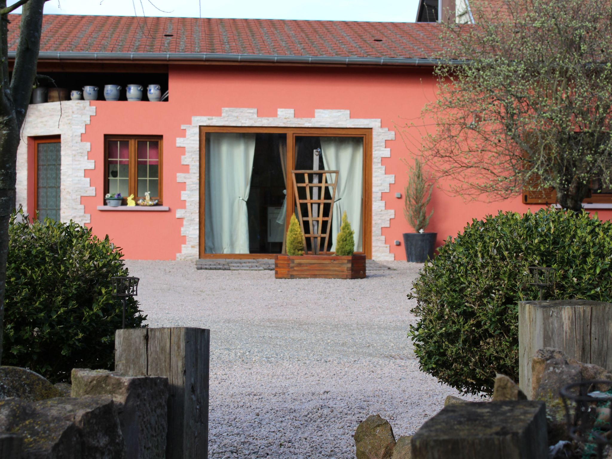 Ruhiges Ferienhaus mit Garten an der Weinstraße-Image-tags.info