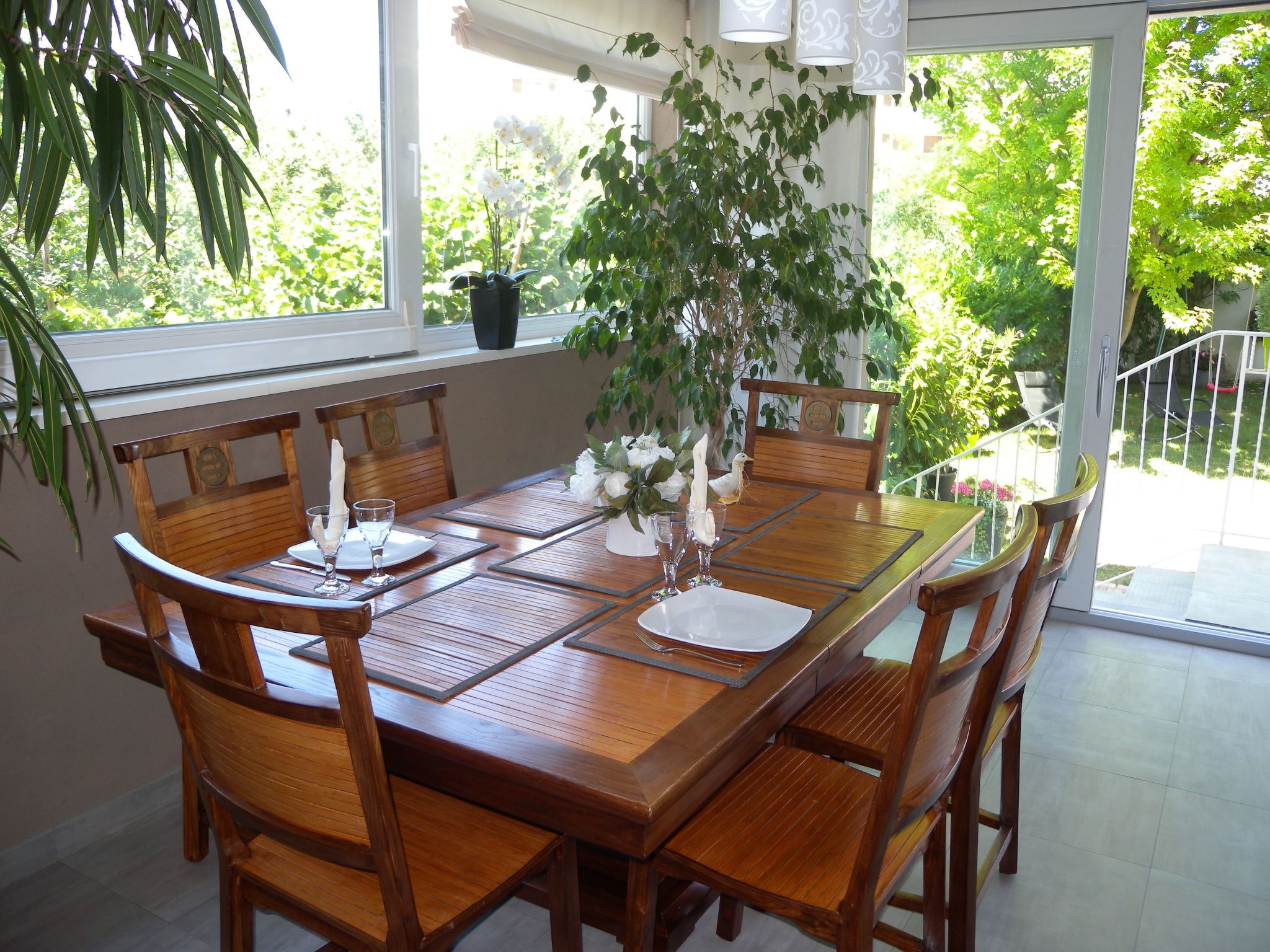 Apartment Le Jardin mit Privatparkplatz-Binnen