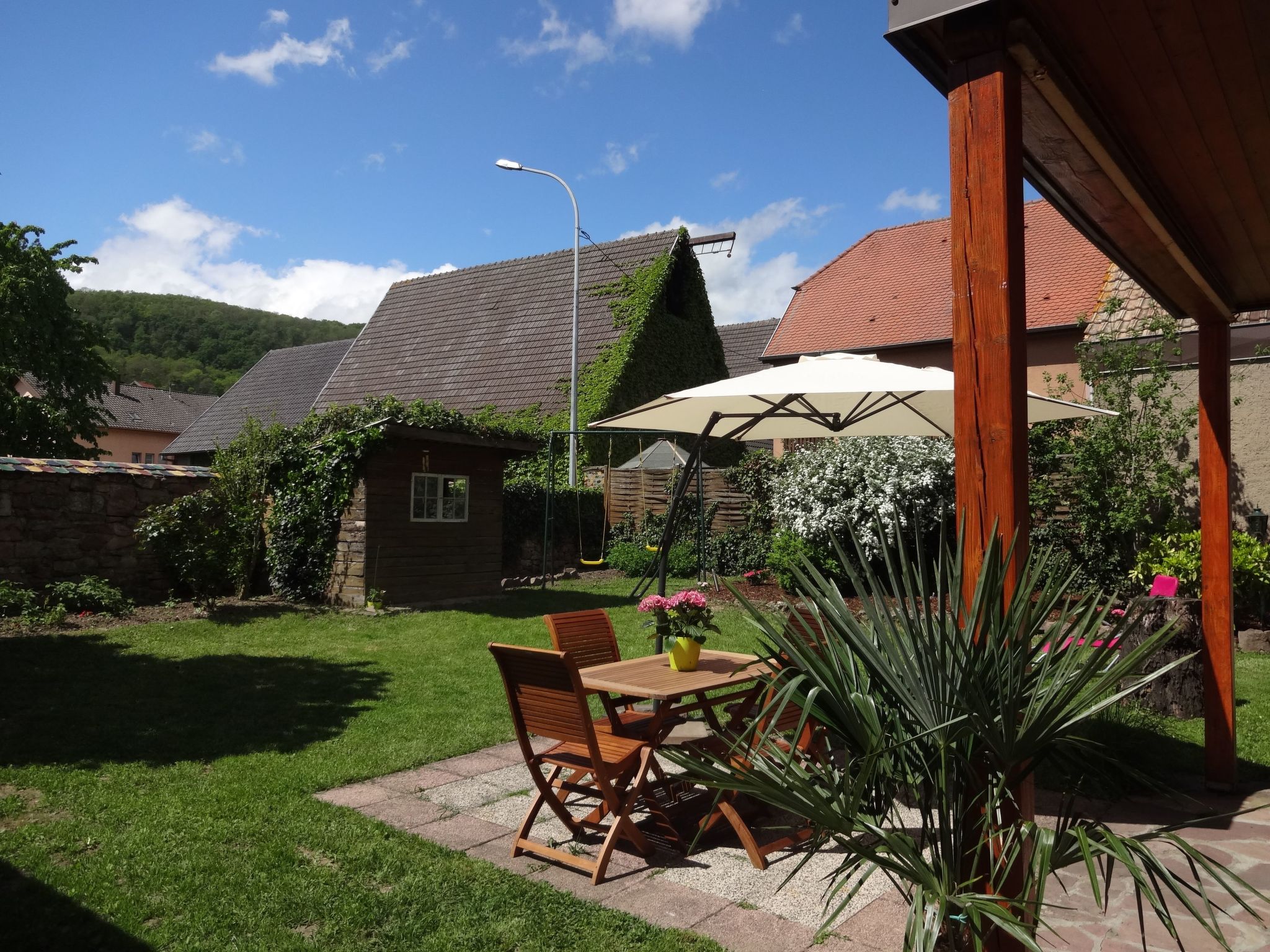 Unabhaengiges Ferienhaus in Soultzmatt mit Sonnigem Garten