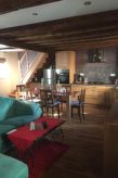Dorfhaus mit Privatparkplatz
