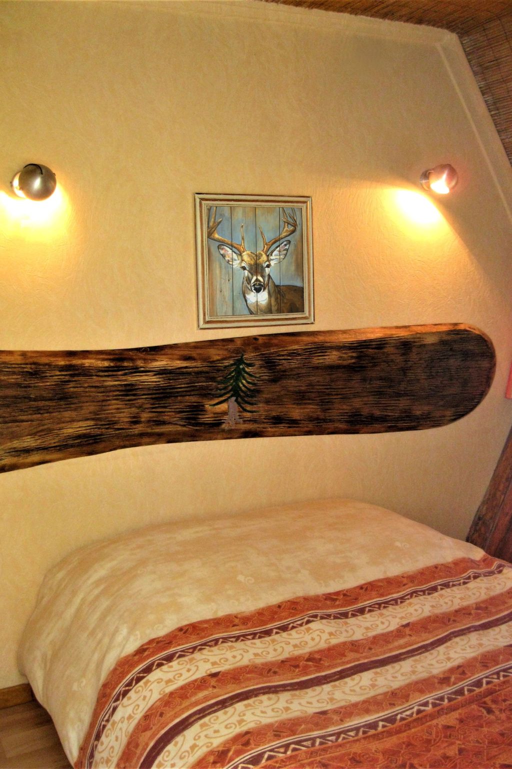 Charmantes Ferienhaus mit gemeinsamem Grill-Dedans