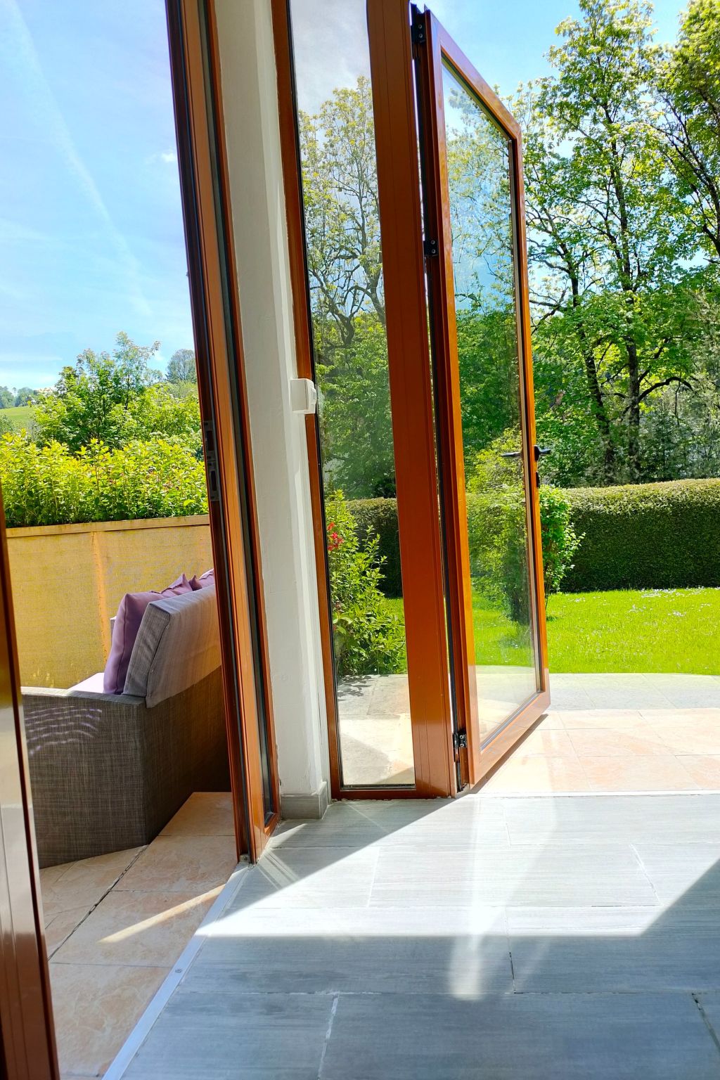 Gite Iris Montagnes du Jura mit Spa Sauna Fluss-Drinnen