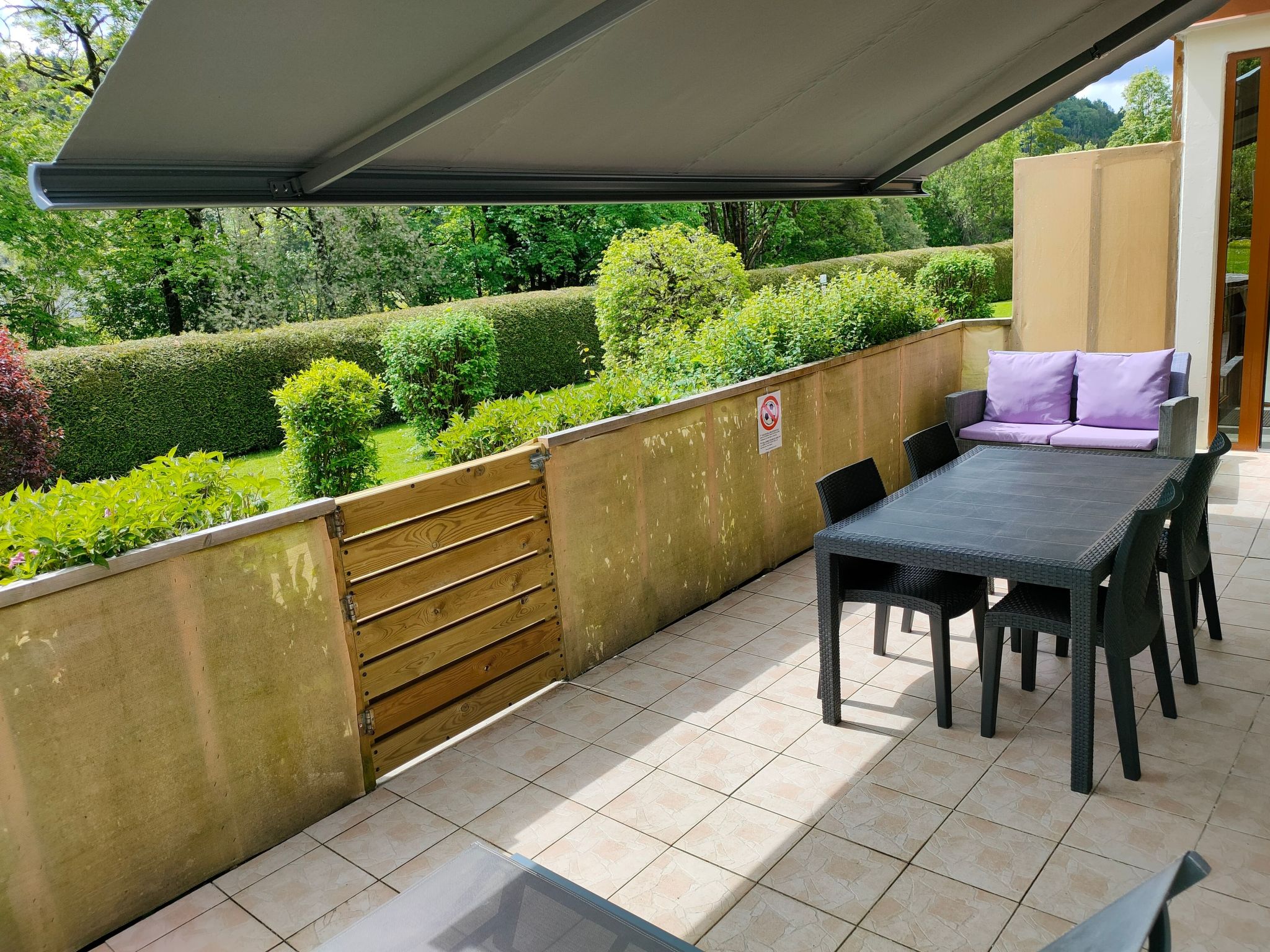 Gite Iris Montagnes du Jura mit Spa Sauna Fluss-Drinnen