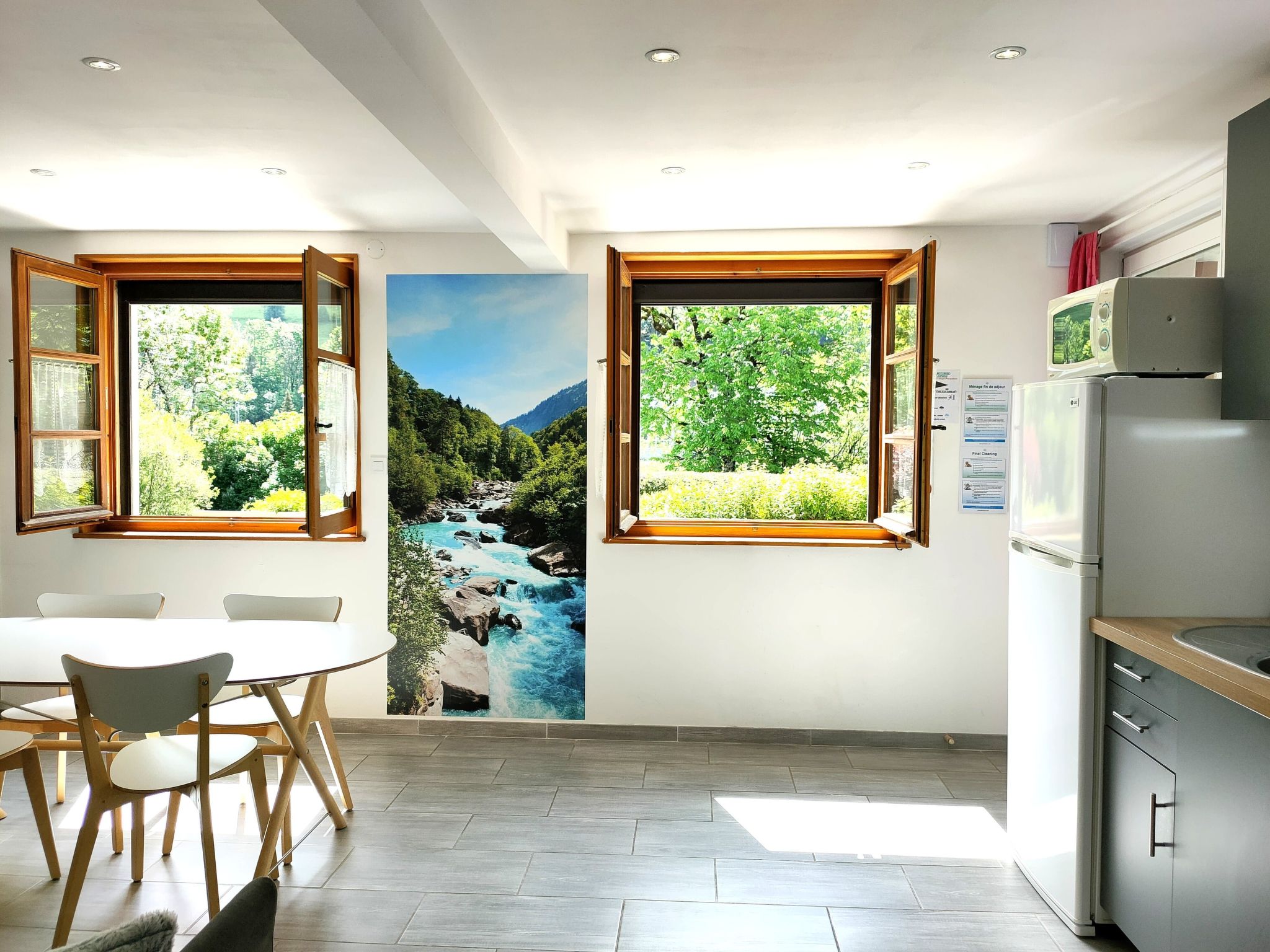 Gite Iris Montagnes du Jura mit Spa Sauna Fluss-Drinnen