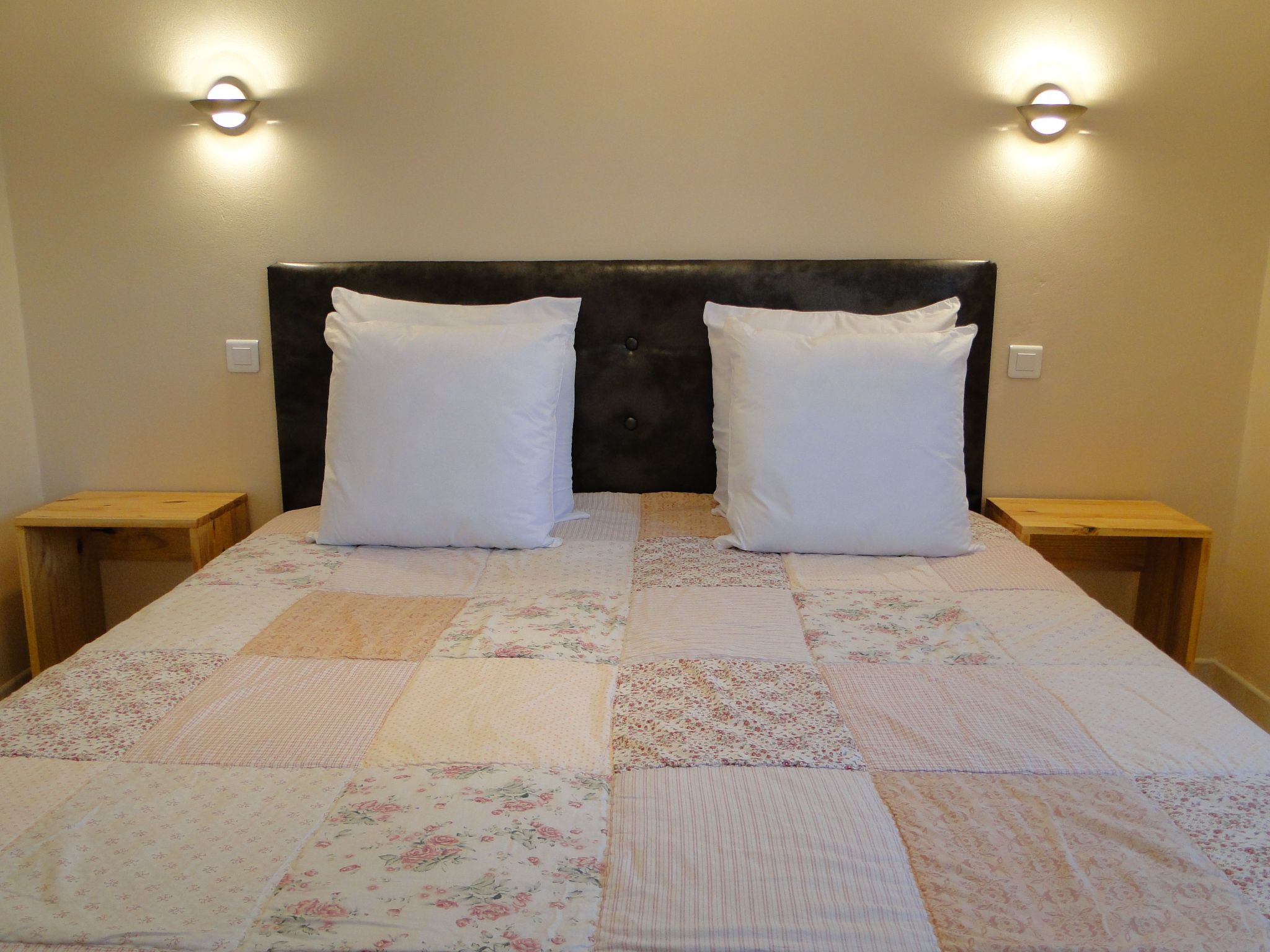 Gite Iris Montagnes du Jura mit Spa Sauna Fluss-Drinnen