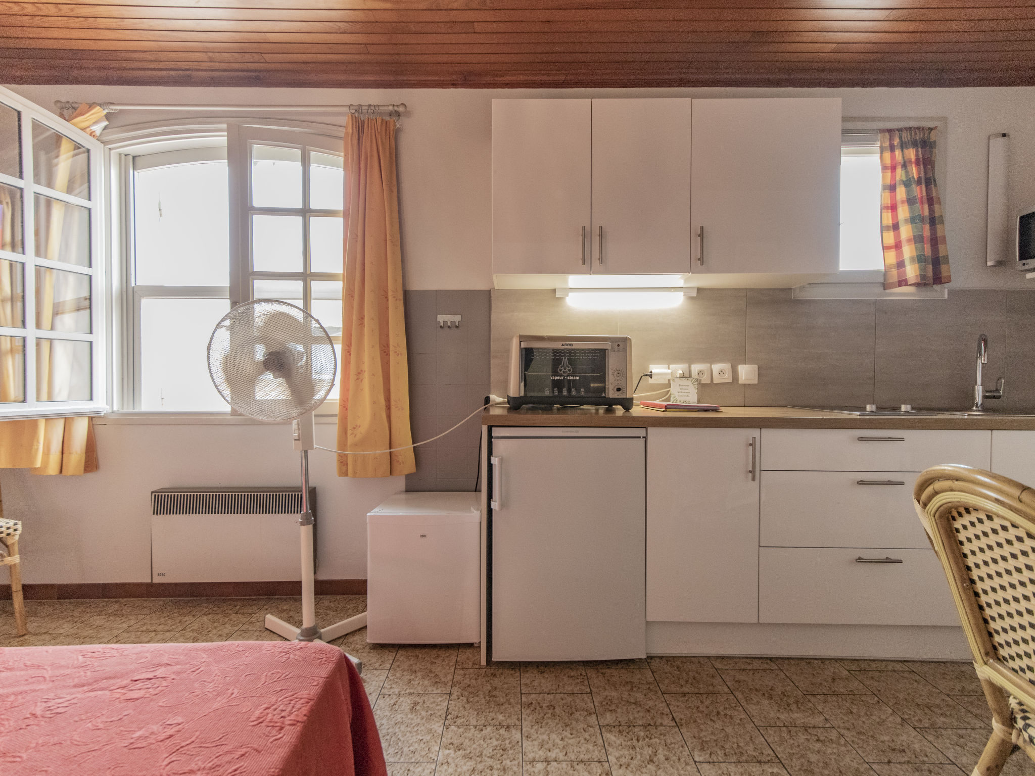 Appartement Le Soleil Camarguais – Cuisine et coin repas, photo 10 sur 21