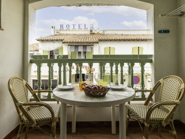 Search and Stay destination Saintes-Maries-de-la-Mer, Provence-Alpes-Côte d'Azur - France from AU$ 92. Le Soleil Camarguais