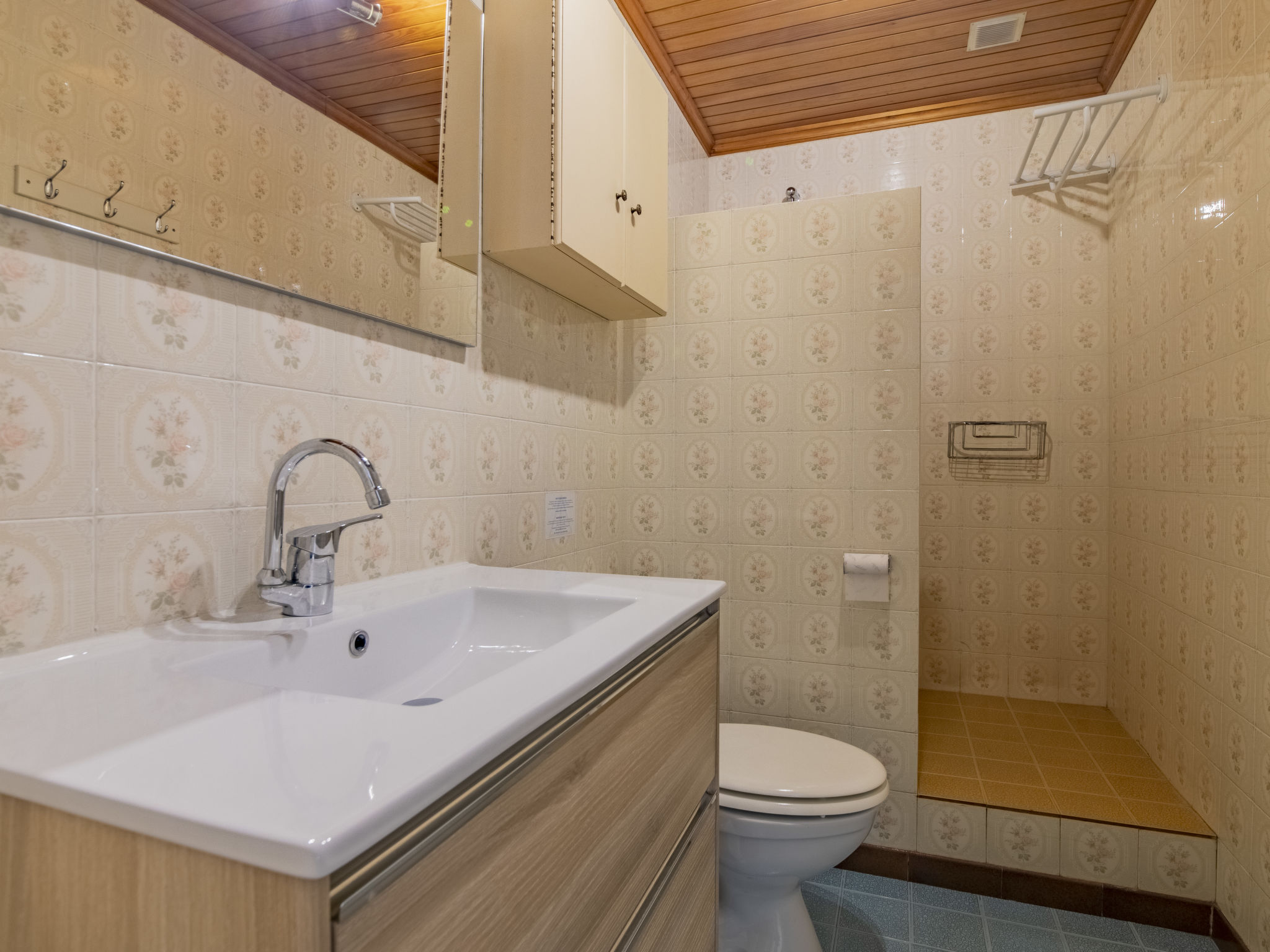 Appartement Le Soleil Camarguais – Salle de bains, photo 7 sur 21