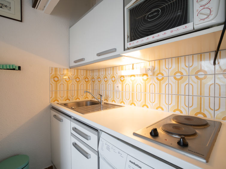 Search and Stay, undefined in undefined. Gallery position 2