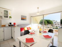 Le Grand Galion: strandappartement met zwembad in Port Camargue - thumbnail 2