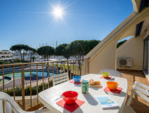 Le Grand Galion: strandappartement met zwembad in Port Camargue - thumbnail 3