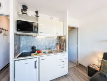 Studio aan zee in Port Camargue met zwembad, op 200 meter van het strand - thumbnail 5