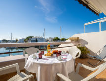 Rustiek appartement in Port Camargue, direct aan de jachthaven en dichtbij strand - thumbnail 1