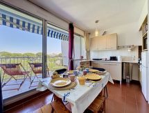 Studio Le Grand Large: direct aan het strand van Port Camargue - thumbnail 2