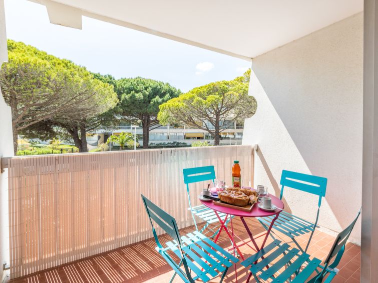 Search and Stay destination Le Grau-du-Roi, Occitanie - France from AU$ 99. La Frégate