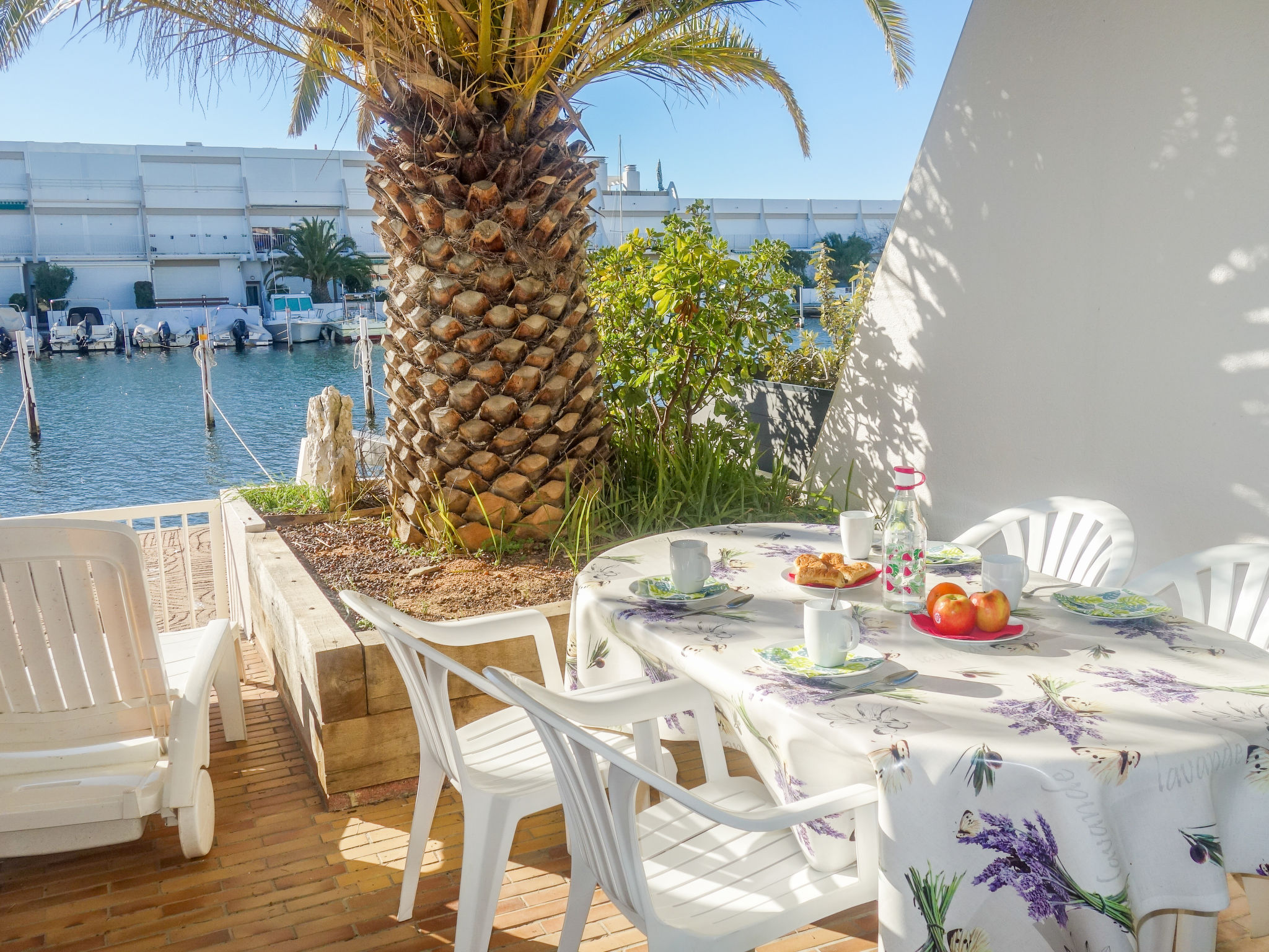 Le Nirvana Apartment in Port Camargue