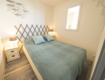 Appartement aan het Meer in Port Camargue met Zwembad, vlakbij Strand - thumbnail 4