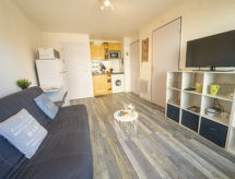 Appartement aan het Meer in Port Camargue met Zwembad, vlakbij Strand - thumbnail 3