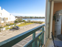 Appartement aan het Meer in Port Camargue met Zwembad, vlakbij Strand - thumbnail 2