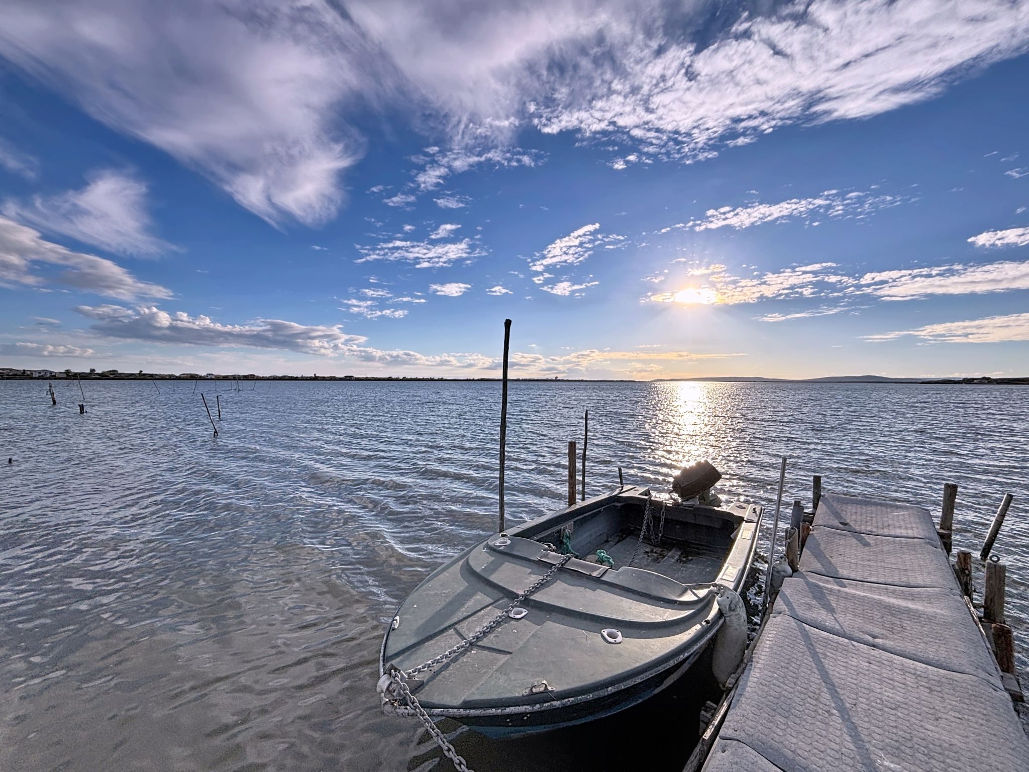 Les cabanes de Pérols-Buiten