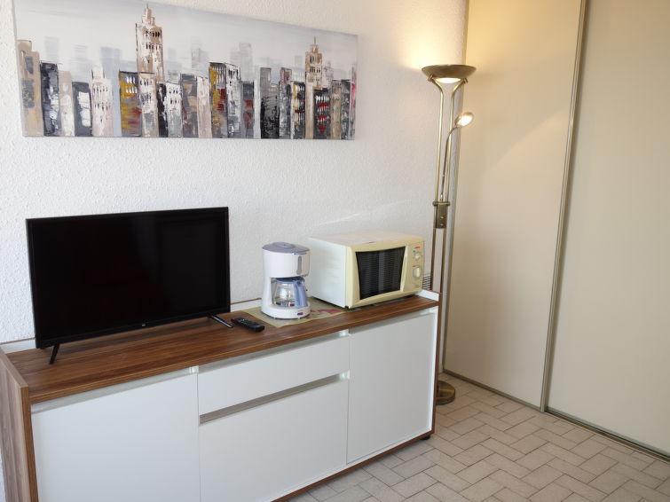 Search and Stay destination Le Grau-du-Roi, Occitanie - France from AU$ 106. Le Lagon Bleu