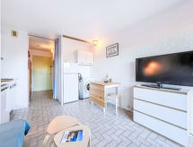 Knus appartement Le Lagon Bleu op 650m van het strand in Le Grau du Roi - thumbnail 6