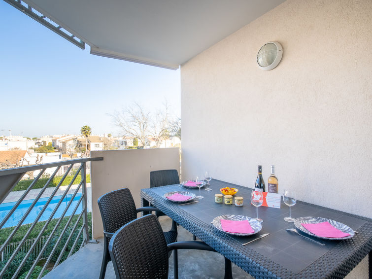 Search and Stay destination Le Grau-du-Roi, Occitanie - France from AU$ 134. Les Caraïbes