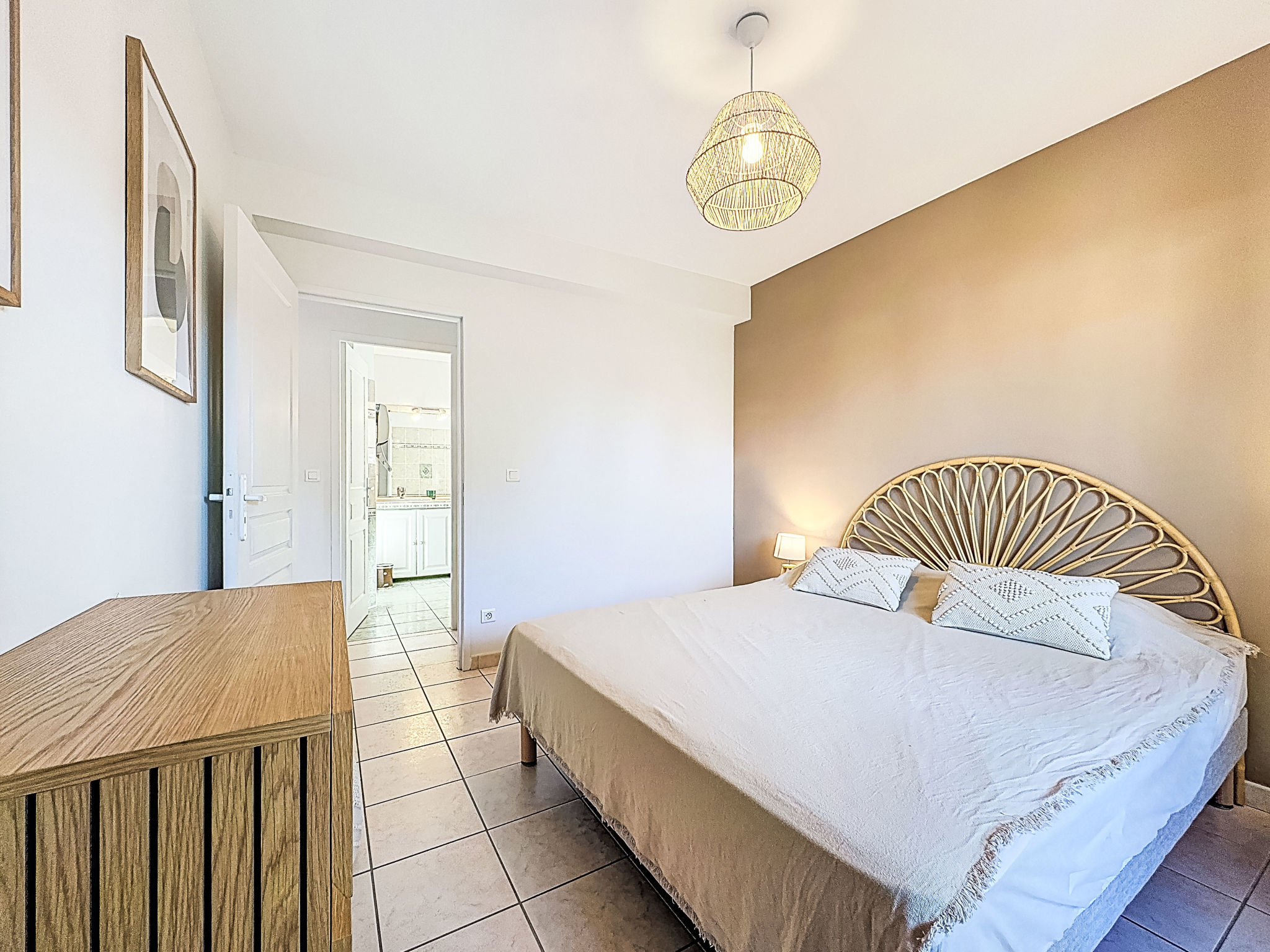 Orée des Salines-Binnen