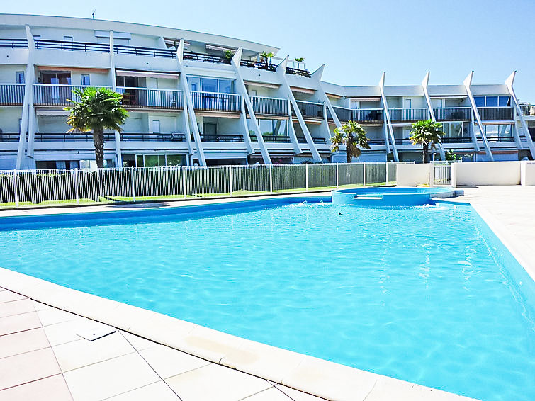 Search and Stay destination La Grande-Motte, Occitanie - France from AU$ 154. Les Flamants Roses