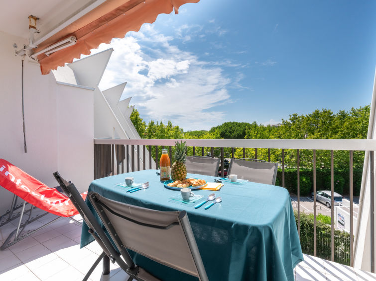 Search and Stay destination La Grande-Motte, Occitanie - France from AU$ 154. Les Flamants Roses