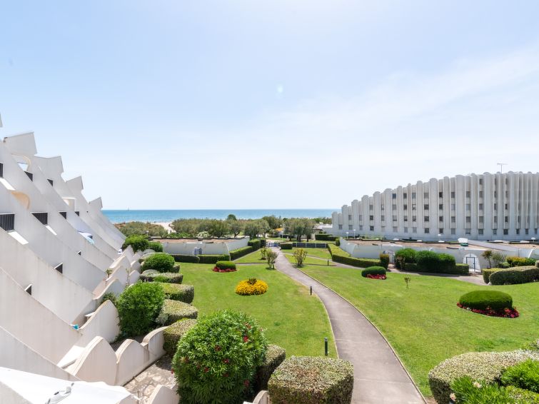 Search and Stay destination La Grande-Motte, Occitanie - France from AU$ 152. Le Parador