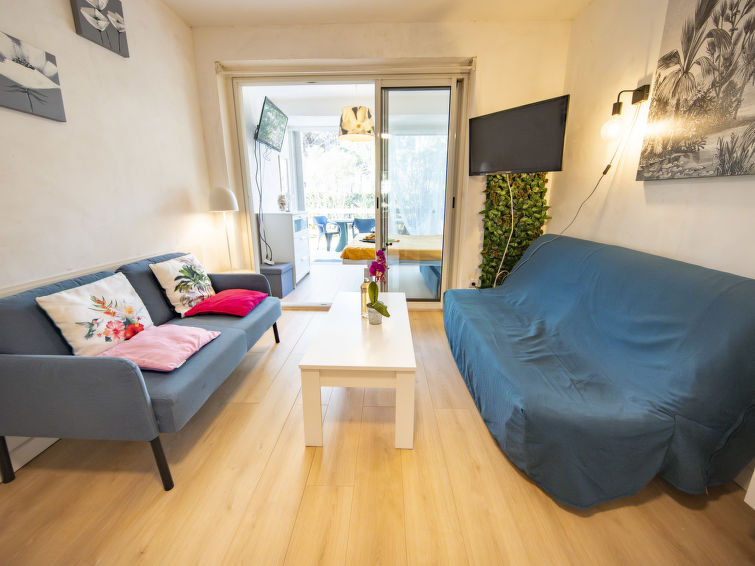 Photo of Holiday 34