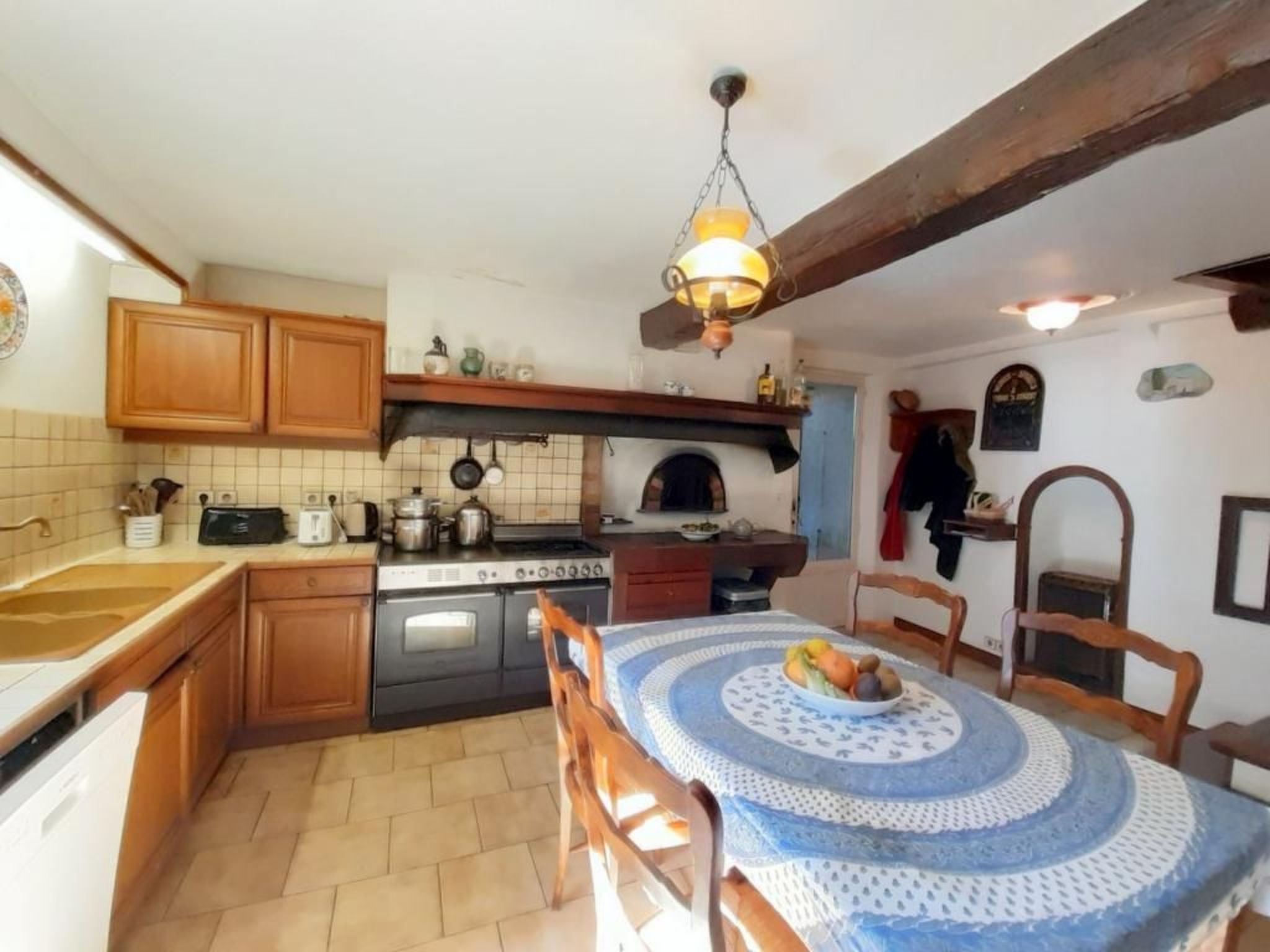 Für 14 Personen in Nohèdes-Image-tags.info