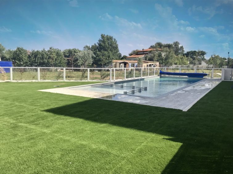 Search and Stay destination Sérignan, Occitanie - France from AU$ 70. La Dune