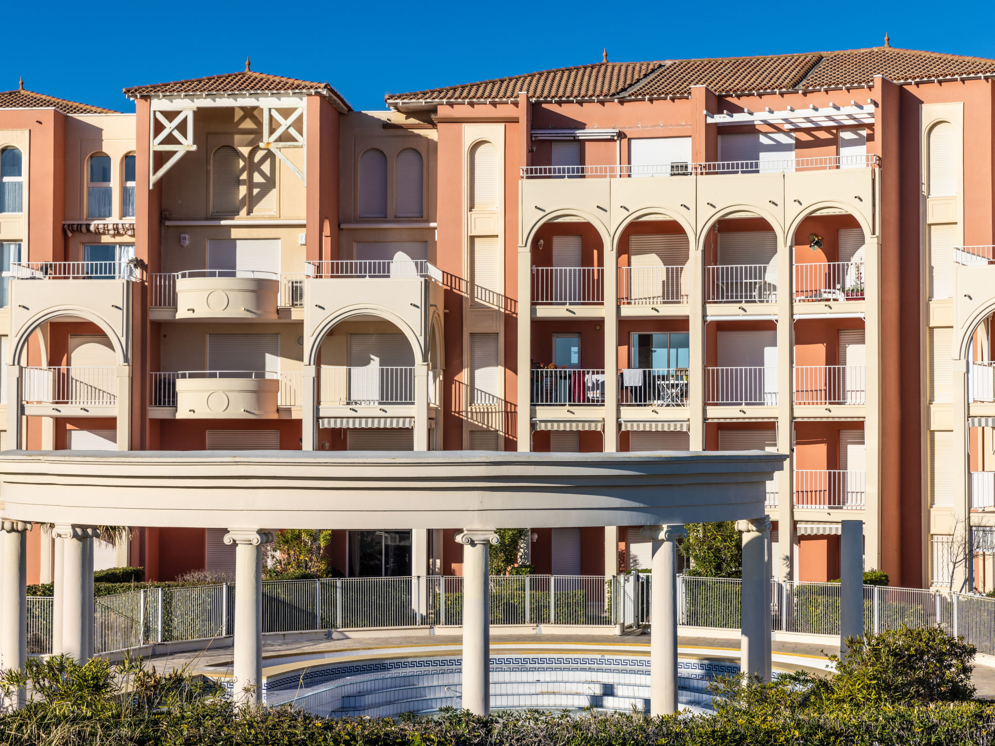 Photo of Les Colonnes de Circé