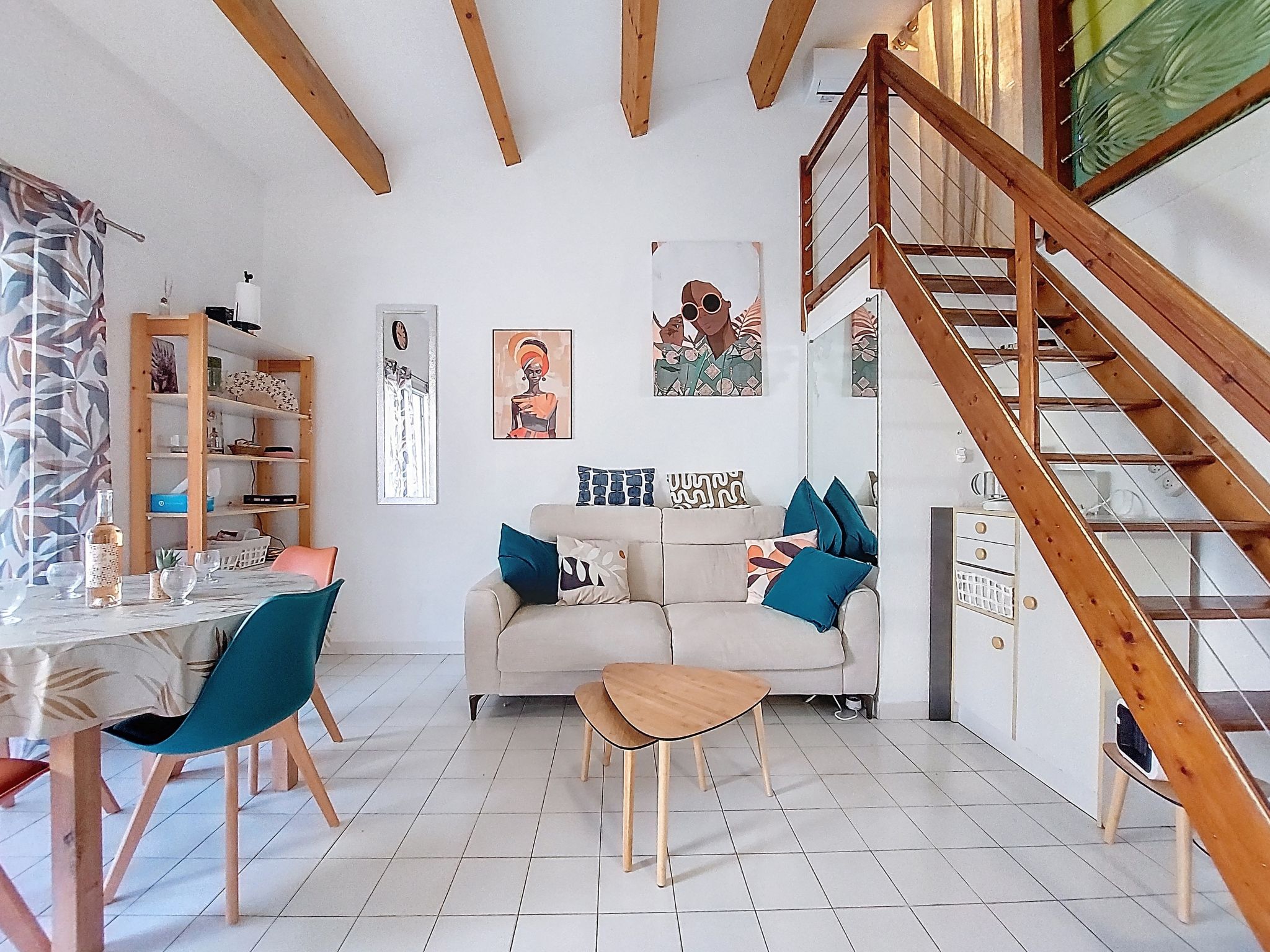 Les Ondines 1-Binnen