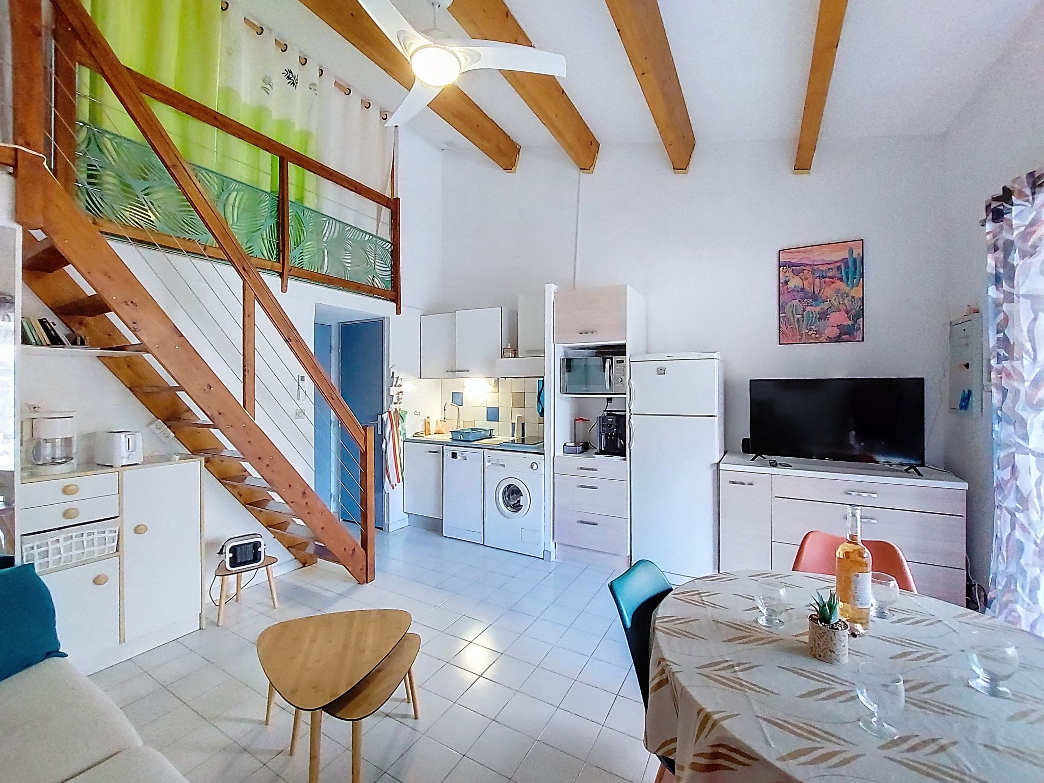 Les Ondines 1-Binnen