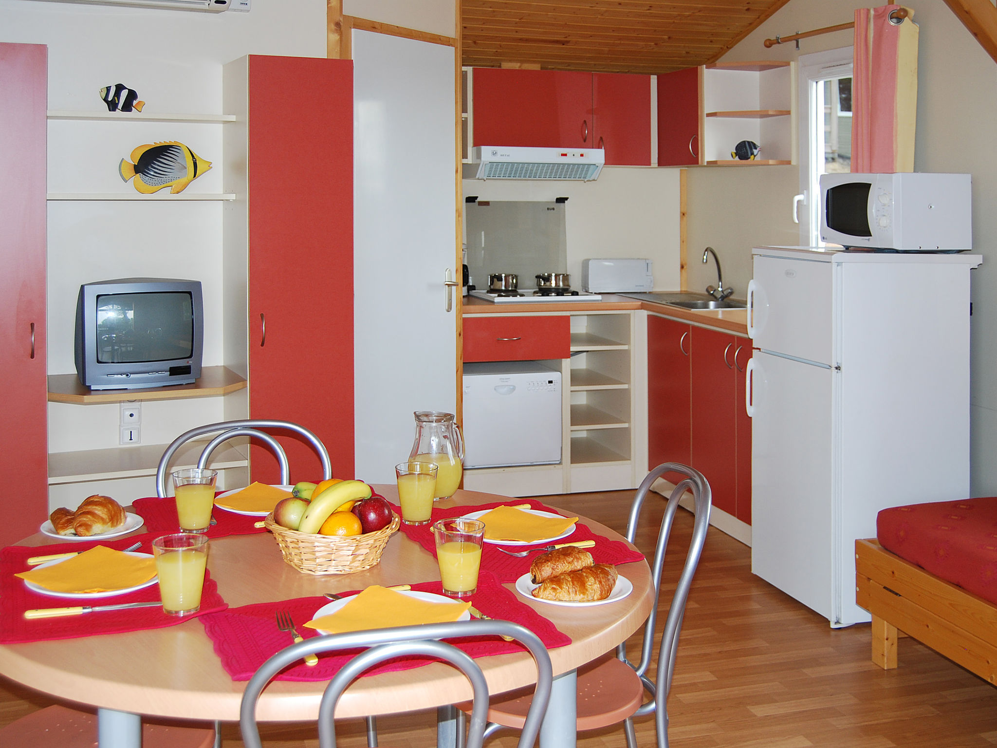 Kitchen / Dining Room