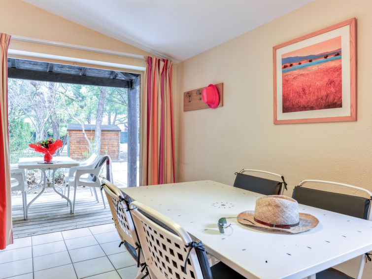 Sowell Résidence Les Lauriers Roses Translation missing: villas_en.helpers.properties.accommodation_type.holiday_resort in Cap d'Agde