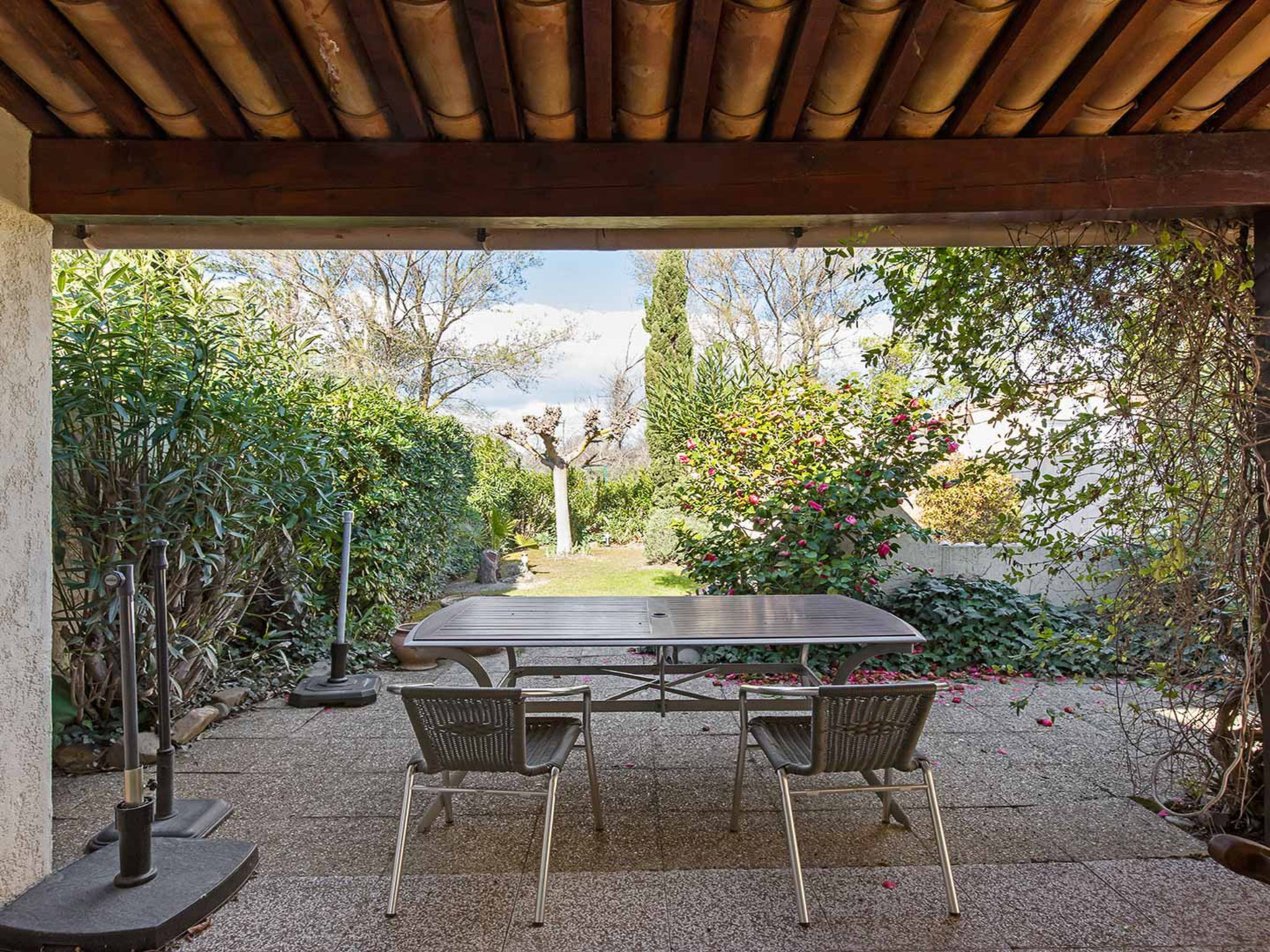 Perles du Soleil-Draußen