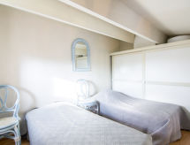 Holiday home Les Cristallines
