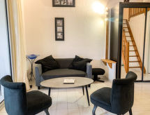 Fris appartement op 400m van het strand met zwembad in Cap d'Agde - thumbnail 6