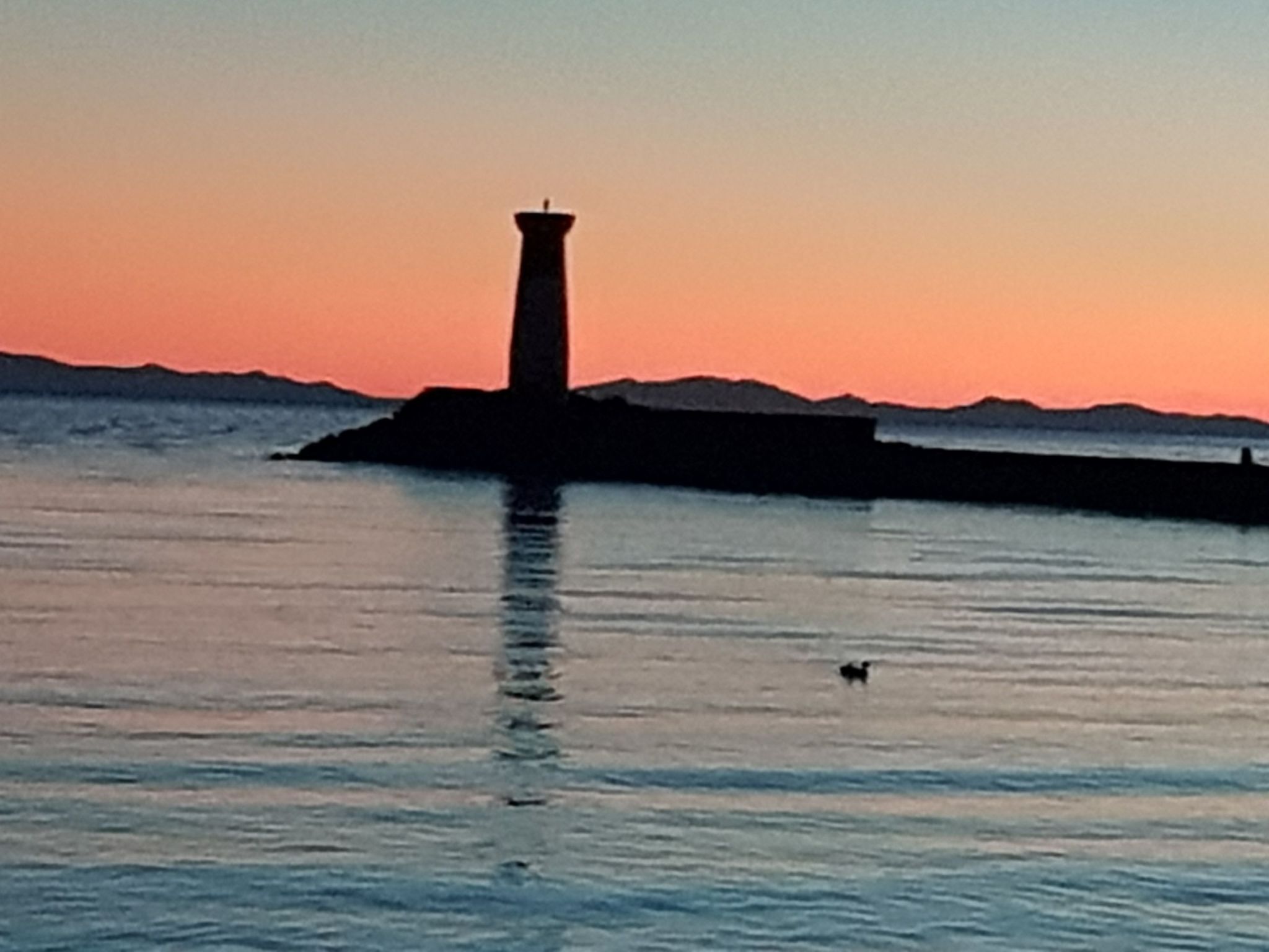 Moderne Ferienwohnung mit Meerblick-Drinnen
